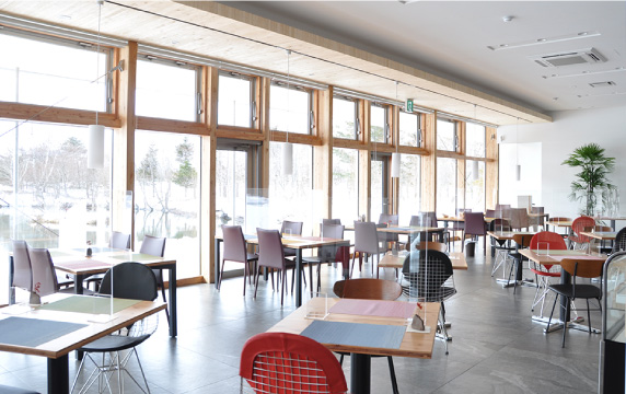 レストラン内画像